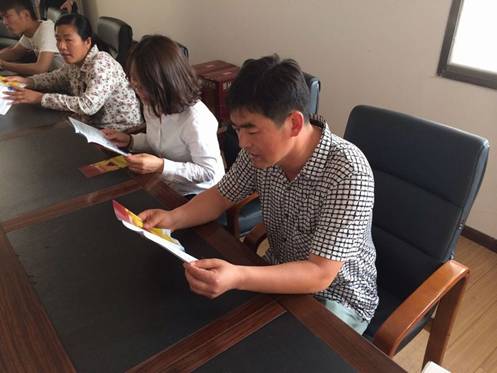 日照沪农商村镇银行客户经理进园区，积极开展小微企业金融服务